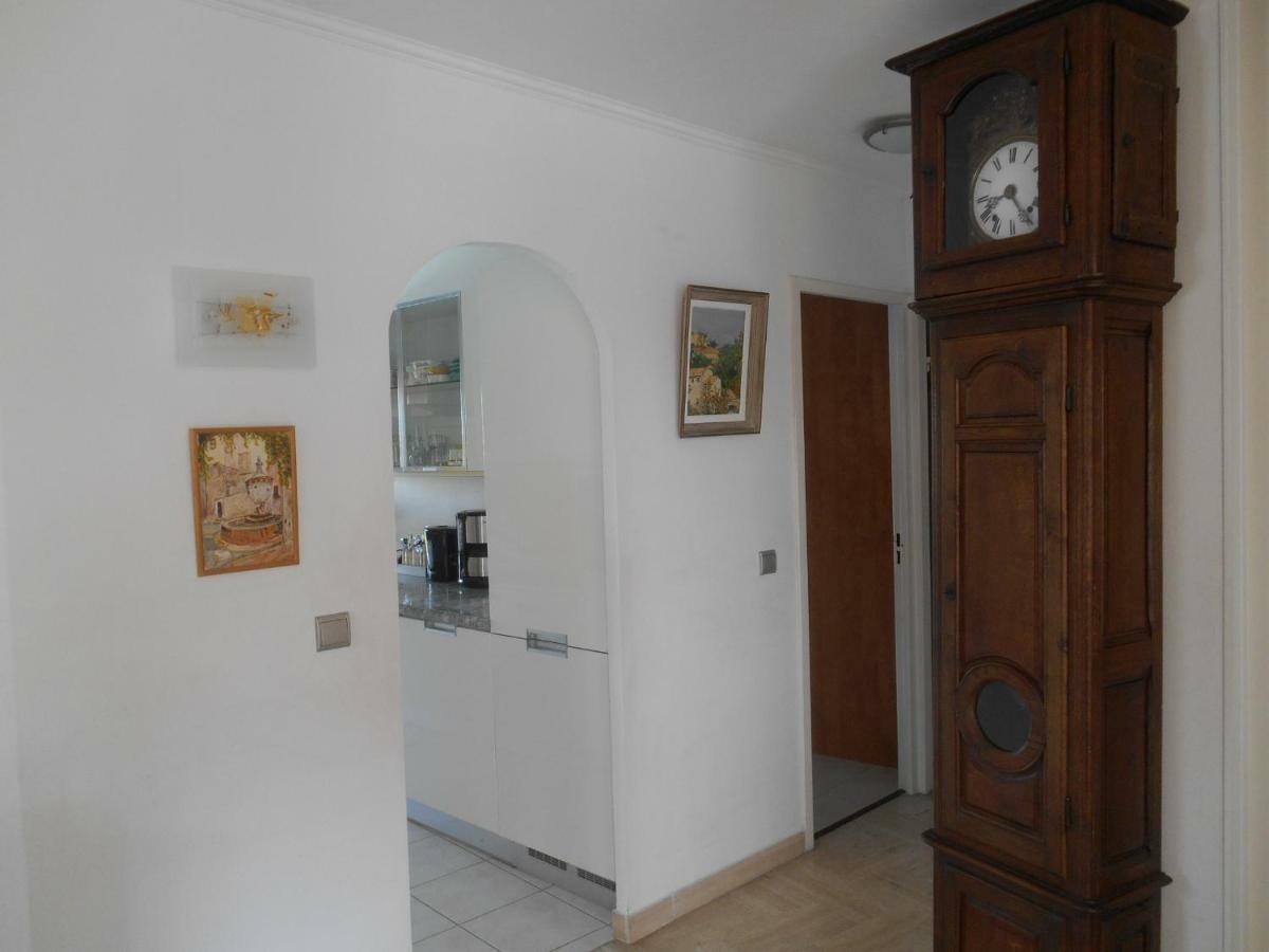 Appartement Le France - Vacances Cote D'Azur Mandelieu Exteriör bild