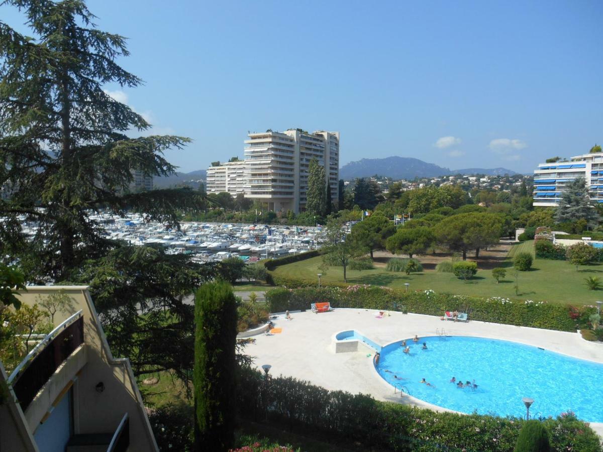 Appartement Le France - Vacances Cote D'Azur Mandelieu Exteriör bild