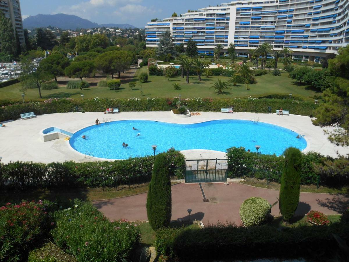 Appartement Le France - Vacances Cote D'Azur Mandelieu Exteriör bild