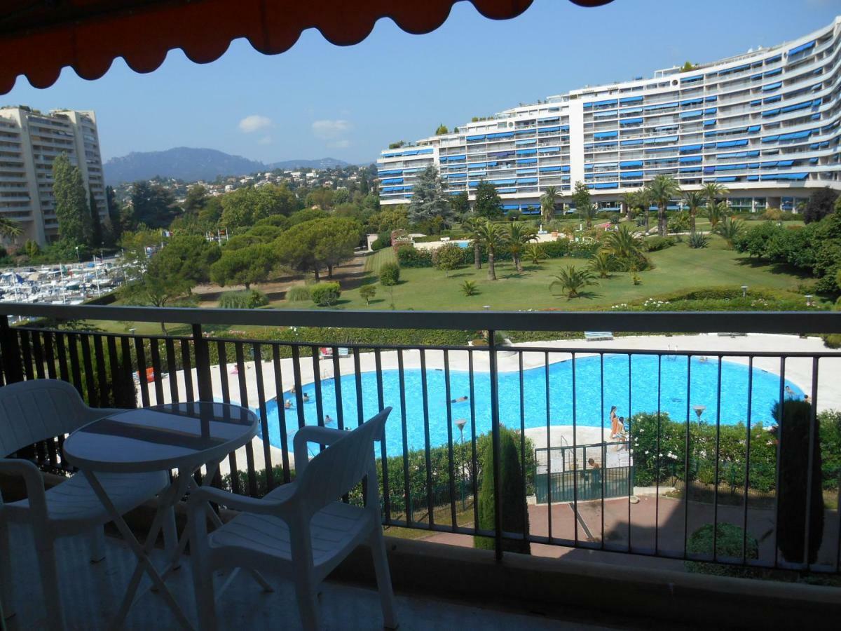 Appartement Le France - Vacances Cote D'Azur Mandelieu Exteriör bild